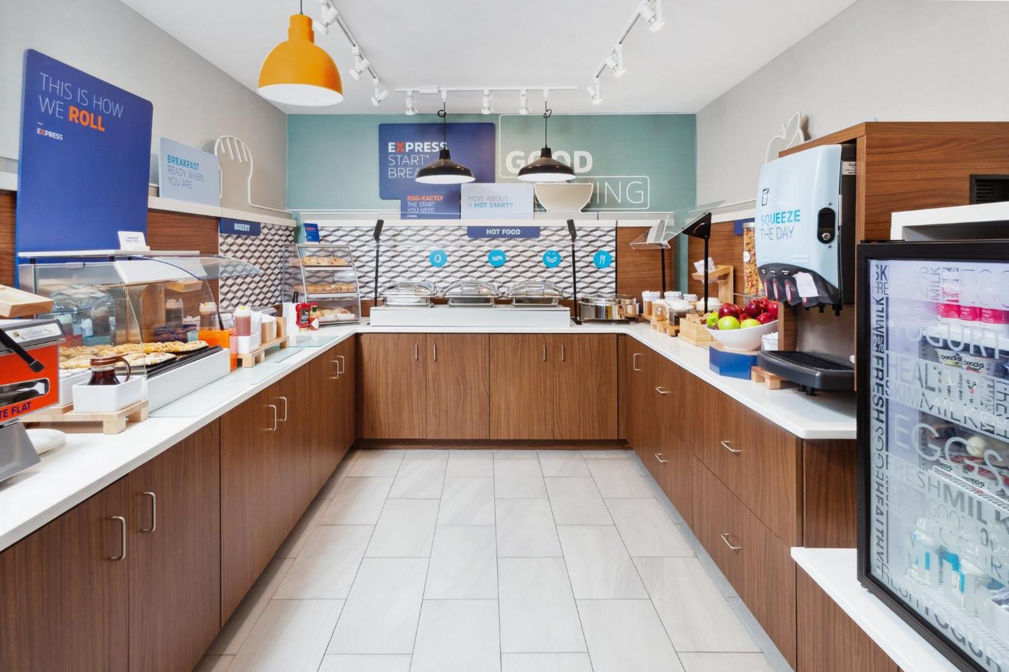 Holiday Inn Express Cleveland Airport - Brook Park By Ihg Eksteriør bilde