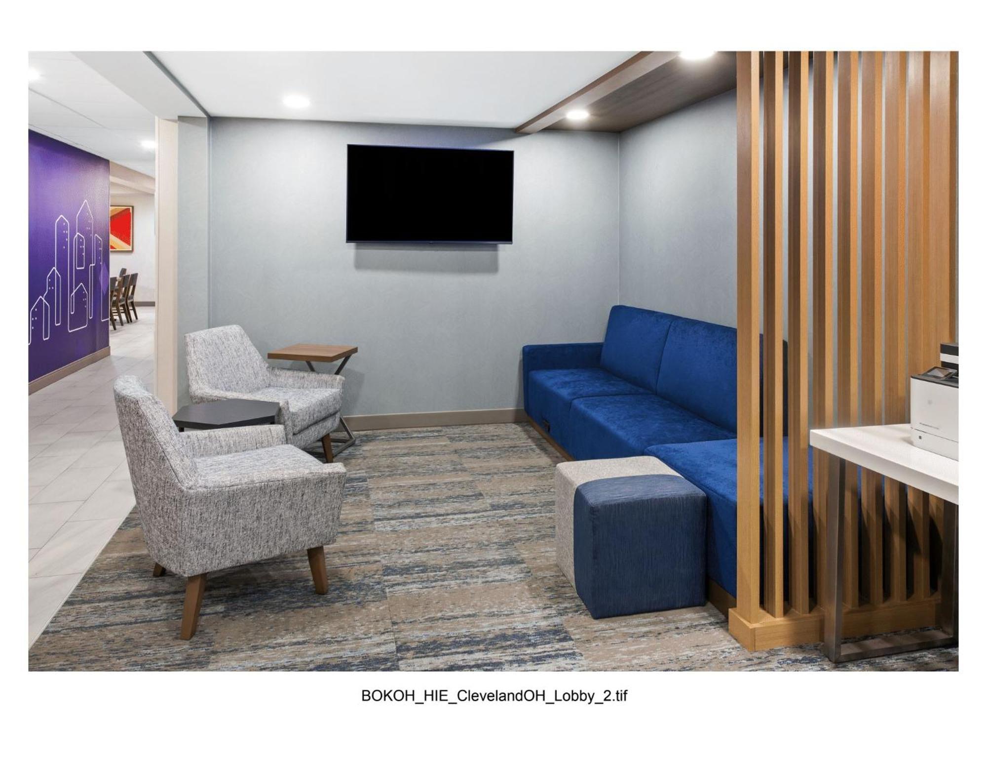 Holiday Inn Express Cleveland Airport - Brook Park By Ihg Eksteriør bilde
