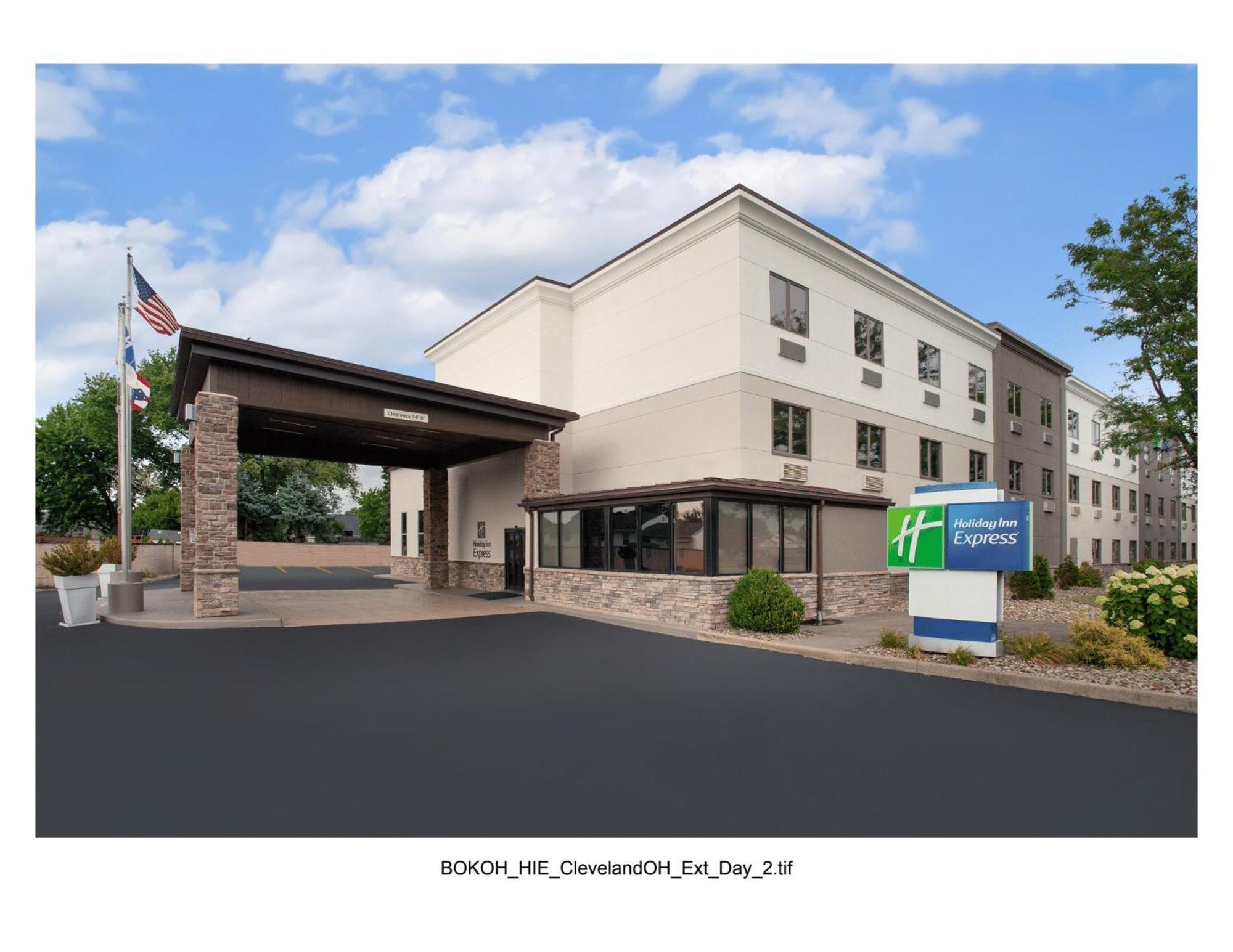 Holiday Inn Express Cleveland Airport - Brook Park By Ihg Eksteriør bilde